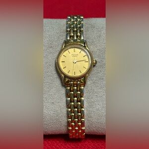 Pulsar Ladies Watch‎ Gold Tone MOD. V811-X009 New Battery Works 6”